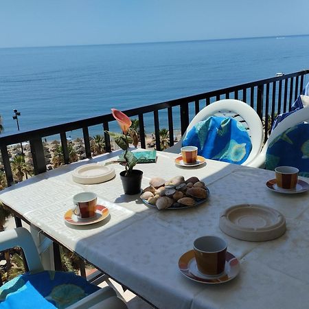 شقة Fuengirola Playa Carina المظهر الخارجي الصورة