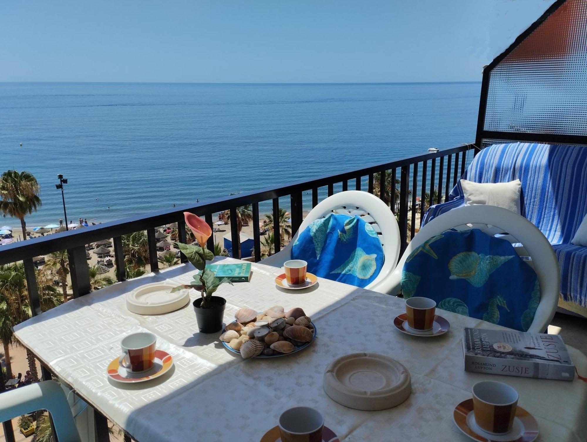 شقة Fuengirola Playa Carina المظهر الخارجي الصورة
